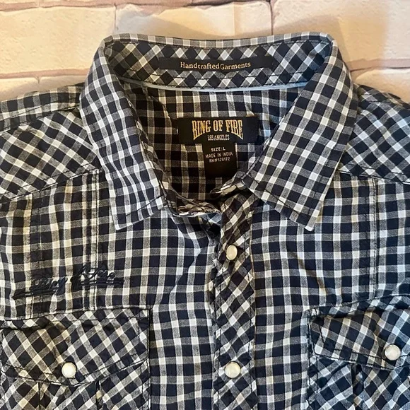 Ring of Fire Navy and White Plaid Shirt Size L - Picture 3 of 6